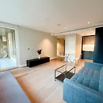 Vauxhall Lux Apartment