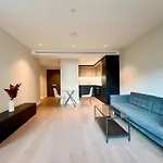 Vauxhall Lux Apartment