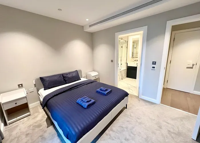 Vauxhall Lux Apartment